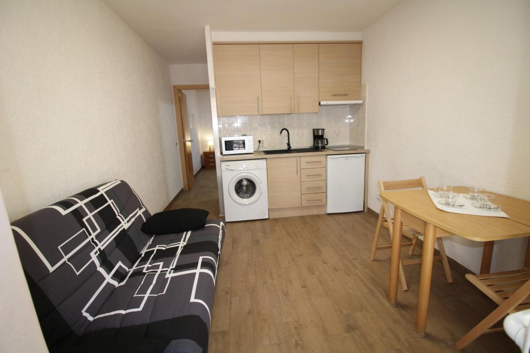 Appartement Situe A 100 M De La Plage Empuriabrava Bagian luar foto